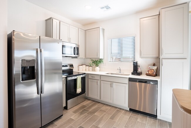 Building Photo - Banyan at 17 North Townhomes