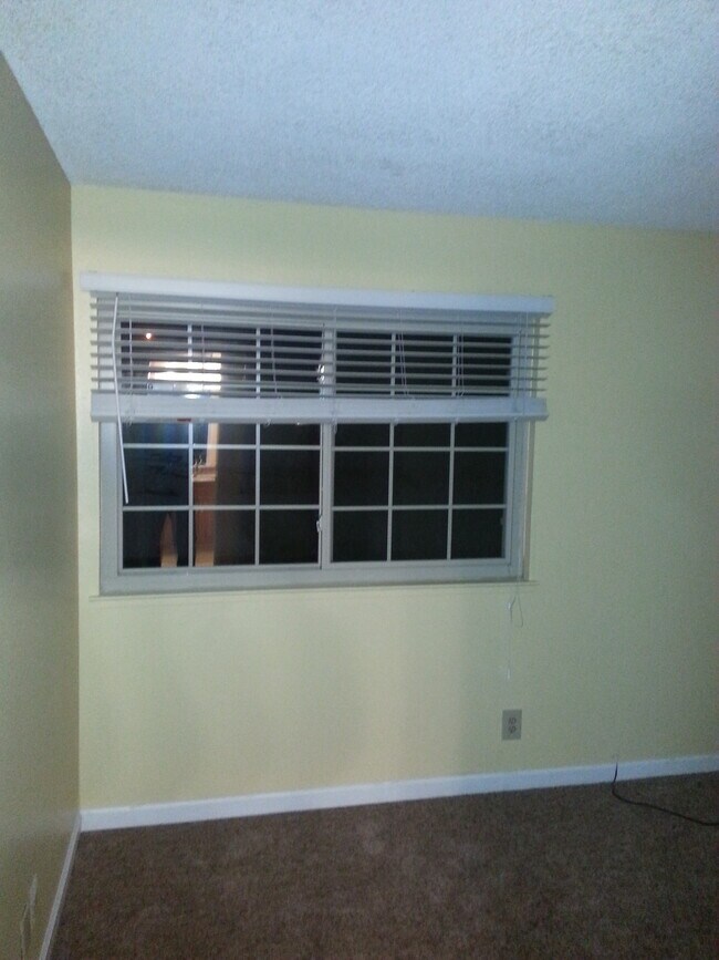 Building Photo - 2371 Antelope Dr