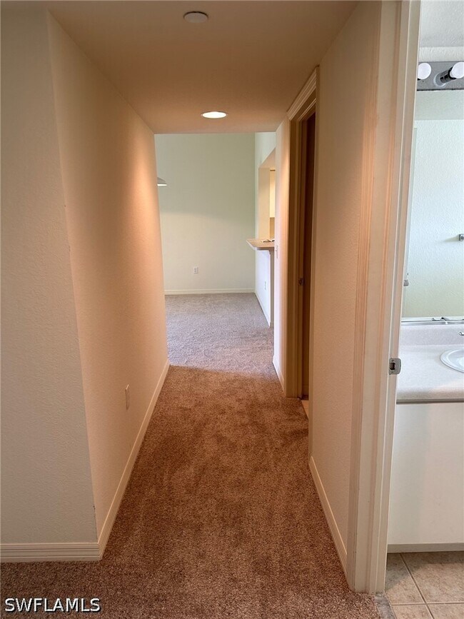 Building Photo - 8298 Key Royal Ln