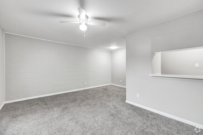 1BR, 1BA - 600SF - Living Room/Dining Room - Marshall Apartments
