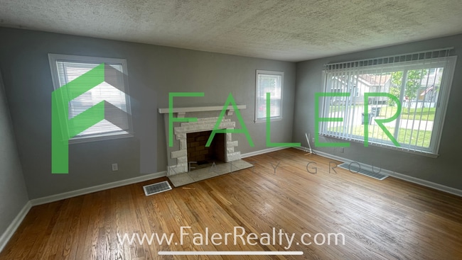 Building Photo - Darling 3-Bedroom Cape Cod in Belmont