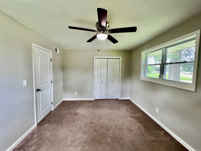 Building Photo - Charming 4 Bedroom home in Norfolk