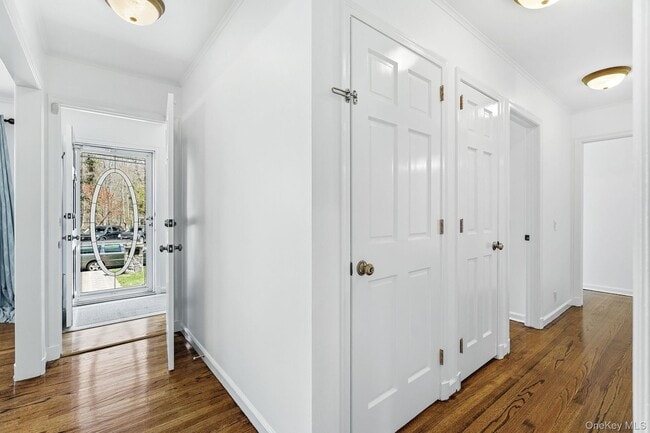 Building Photo - 317 Hornidge Rd