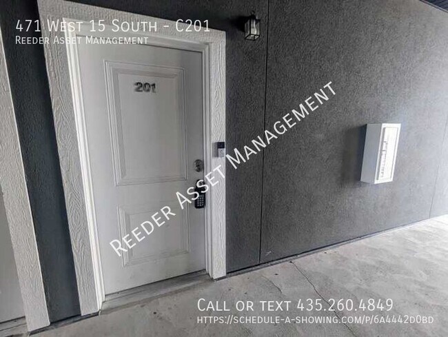 Building Photo - 471 W 15 S