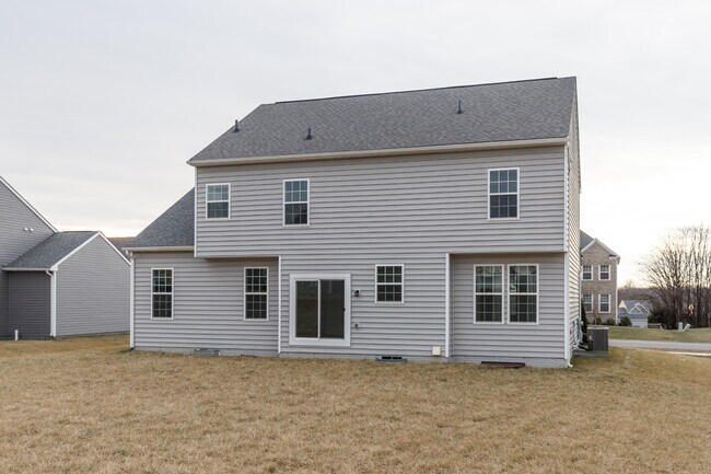 Building Photo - 9307 Drumman Dr