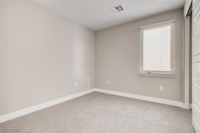 Building Photo - 11285 Essence Point Ave