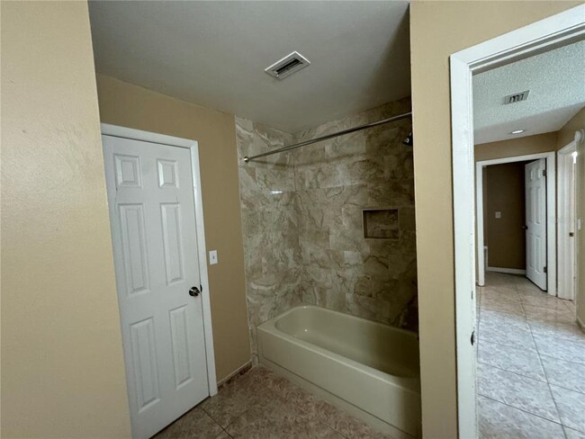 Building Photo - 10427 Flowers Ave