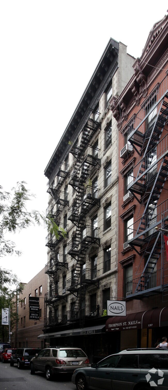 Greenwich Village/Soho 131133 Thompson St New York NY 10012 Apartment Finder