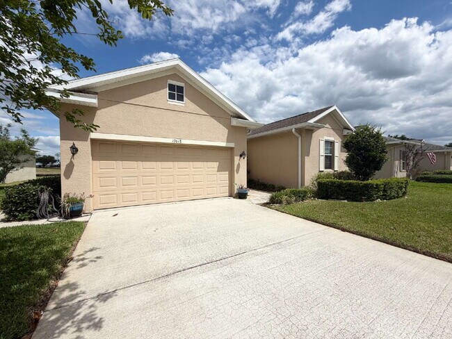 Building Photo - "Unfurnished Home on Golf Course in Hudson, FL - Spacious 1,853 Sq Ft Haven!"