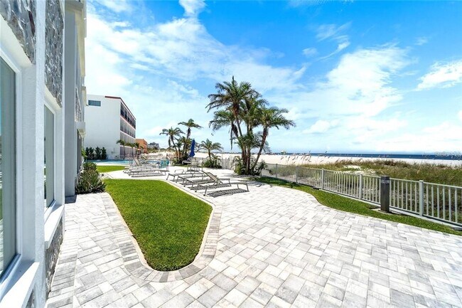 Building Photo - 4950 Gulf Blvd