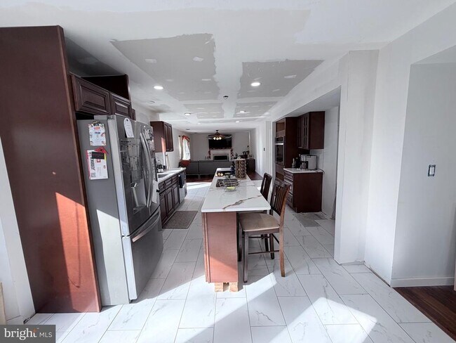 Building Photo - 6610 Cottontail Ct