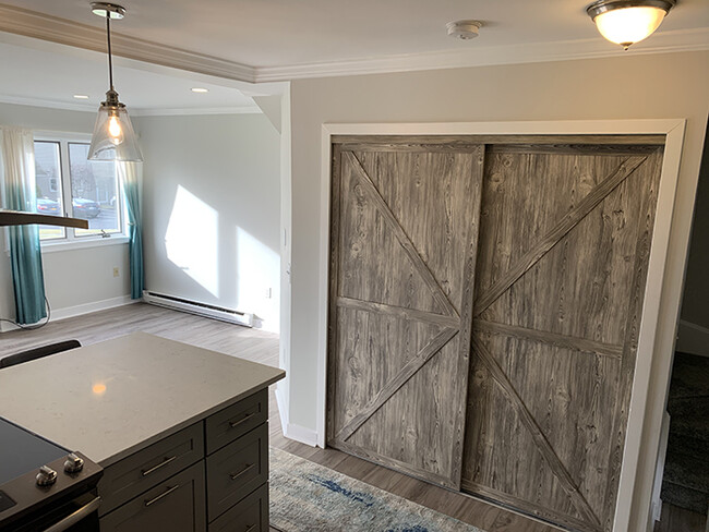 Building Photo - 63 Back Cove Est