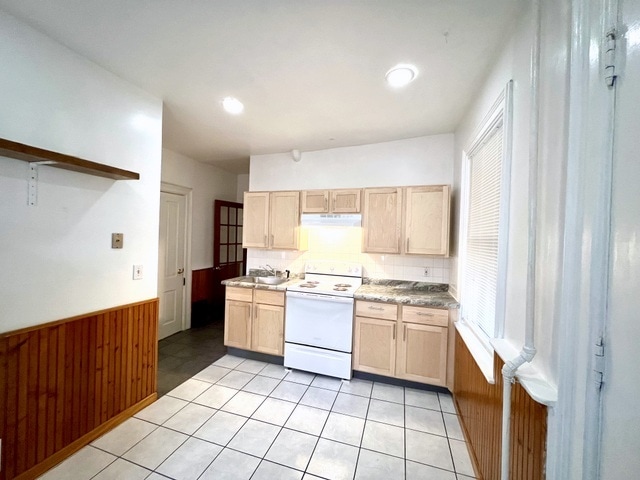 ALL NEW KITCHEN - 1539 N Jackson St