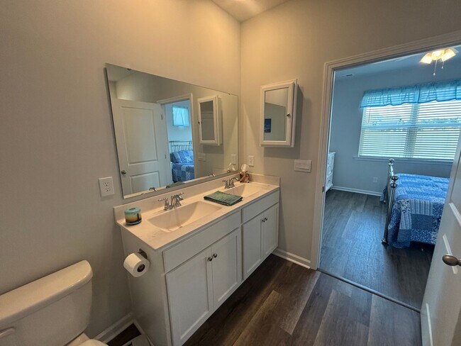 Building Photo - 4266 Coralbead Ln
