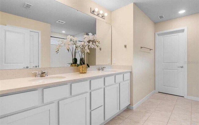 Building Photo - 17394 Million Lks Ct