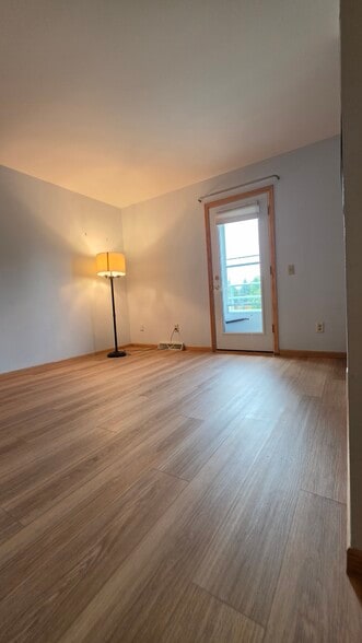 Building Photo - 69 Ponwood Cir