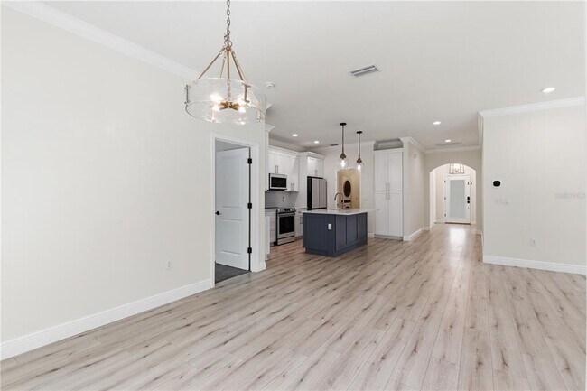 Building Photo - 3944 Watson Dr