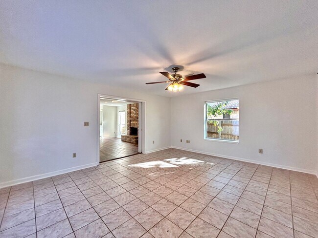 Building Photo - Spacious 4/BR 3.5/BA Two-Story Home with Peaceful Ambience