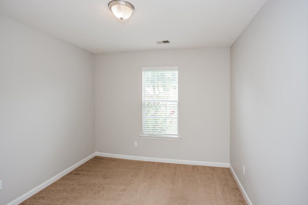 Building Photo - 7141 Creekside Dr