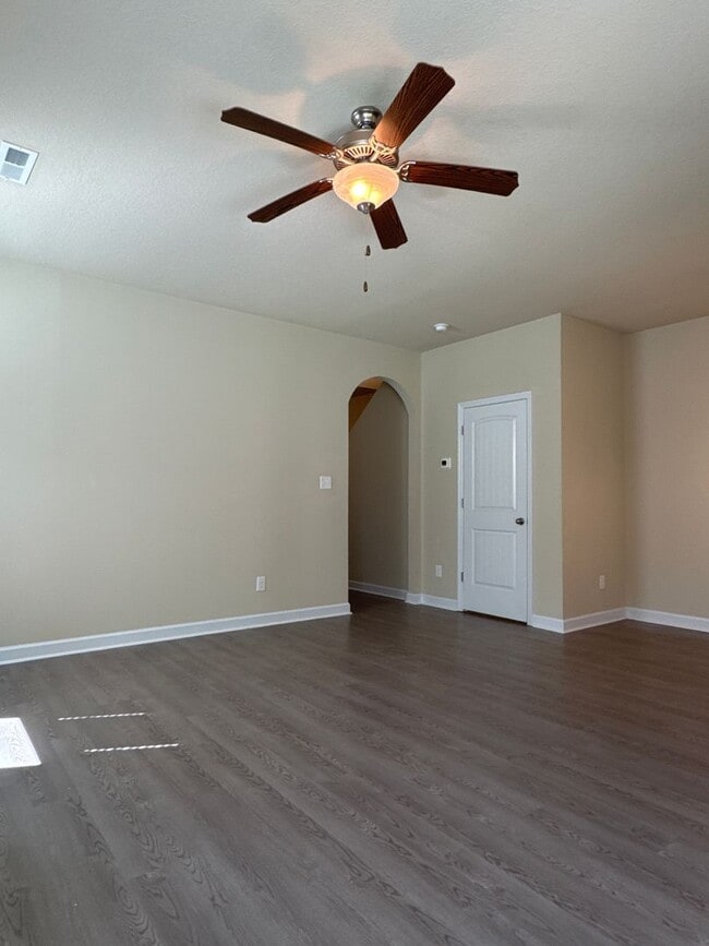 Building Photo - 395 Frisco Wy
