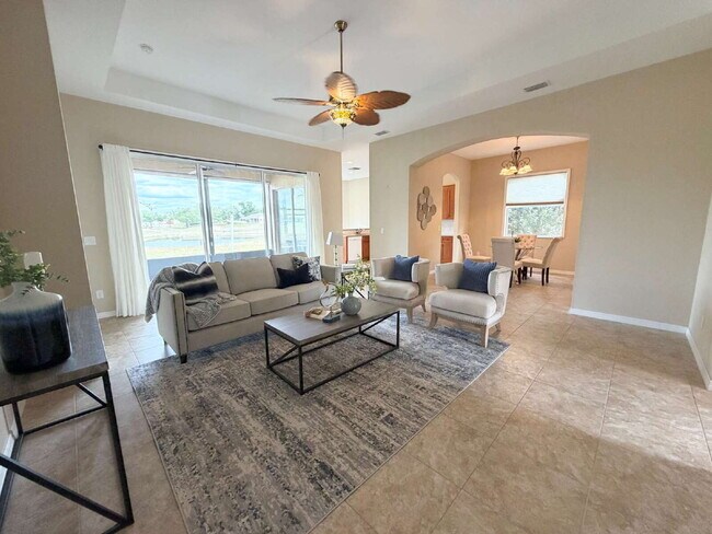 Building Photo - "Unfurnished Home on Golf Course in Hudson, FL - Spacious 1,853 Sq Ft Haven!"