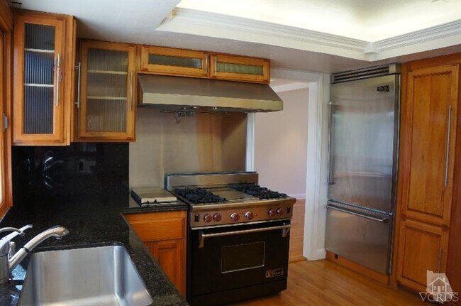 Building Photo - 2623 Velarde Dr