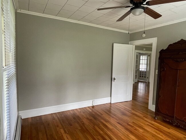 Building Photo - Beautiful 3 bed, 1 bath home located in As...