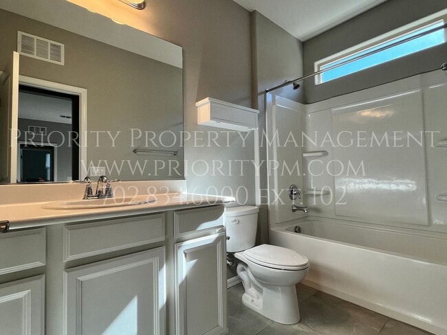 Building Photo - ~~Stunning SW Beauty! 4 Bedroom ~ 3.5 Bath + Bonus Room! 3500+ Sq. Ft