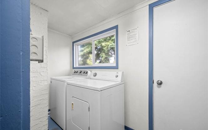 Building Photo - 1234Grant St