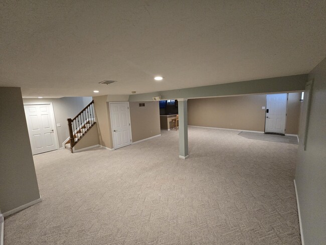 Building Photo - 1021 Whirlaway Dr