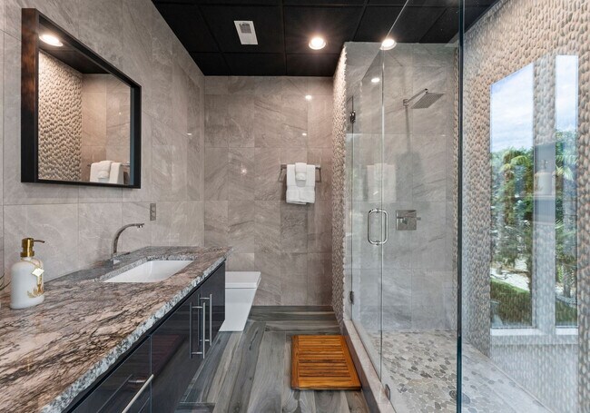 Building Photo - 8776 Harbor Cir
