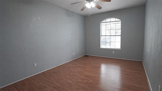 Building Photo - 1512 Wheatfield Dr