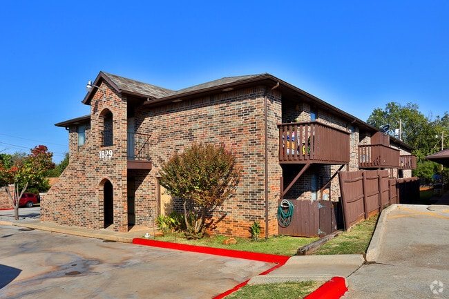 Building Photo - Putnam Heights Apartments