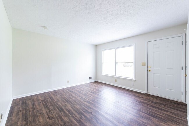 Building Photo - 3BR/1BA Home For Rent in Willow Creek Subdivision