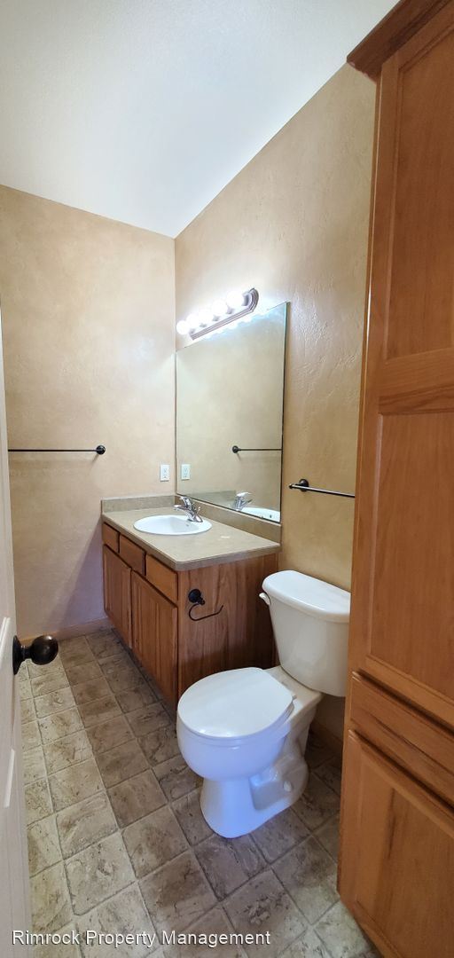 Building Photo - 3 br, 2 bath House - 5820 Kit Ln. S.