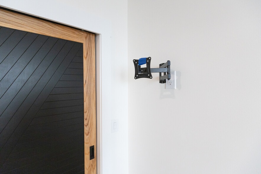 bedroom two TV wall mount - 953 Dennison Ave