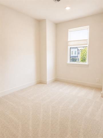 Building Photo - 908 Emerling Dr