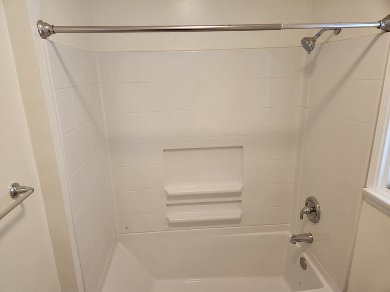 Building Photo - 12019 Ocean Park Blvd