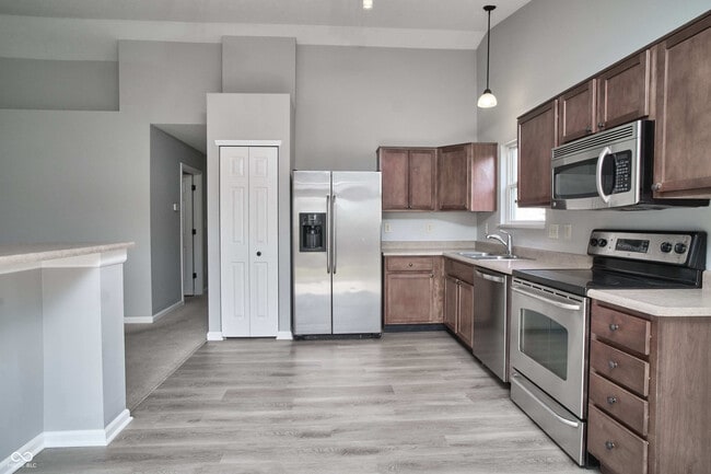Building Photo - 12983 Quarterback Ln