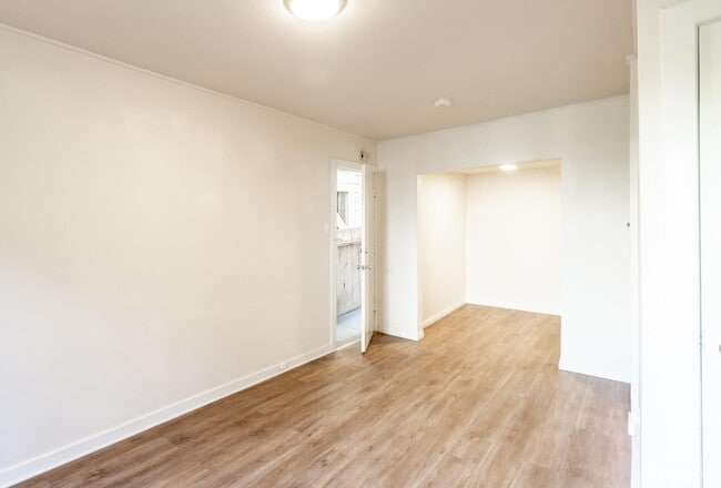 Building Photo - 36 Toledo Way