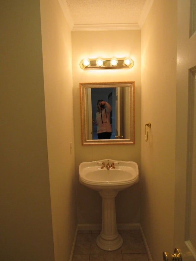 Building Photo - Foxborough Subdivision