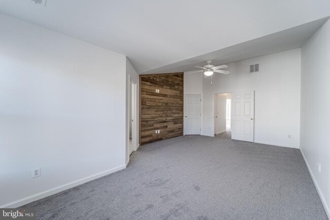 Building Photo - 15972 Canada Goose Loop