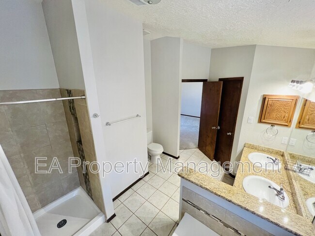 Building Photo - 8016 Lynnhaven Pl NW
