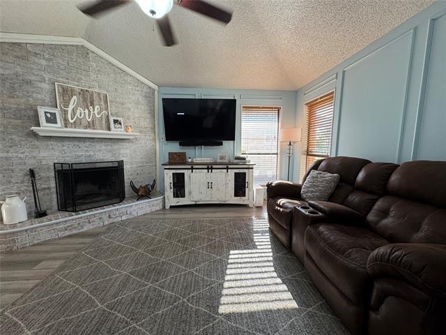 Building Photo - 2412 Ridgestone Dr