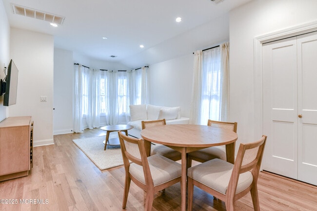 Building Photo - 22 Atlantic Ave