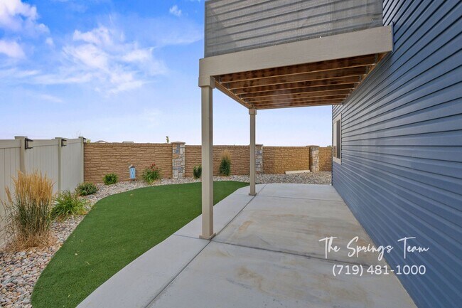 Building Photo - MODEL-PERFECT BANNING LEWIS RANCH HOME WIT...