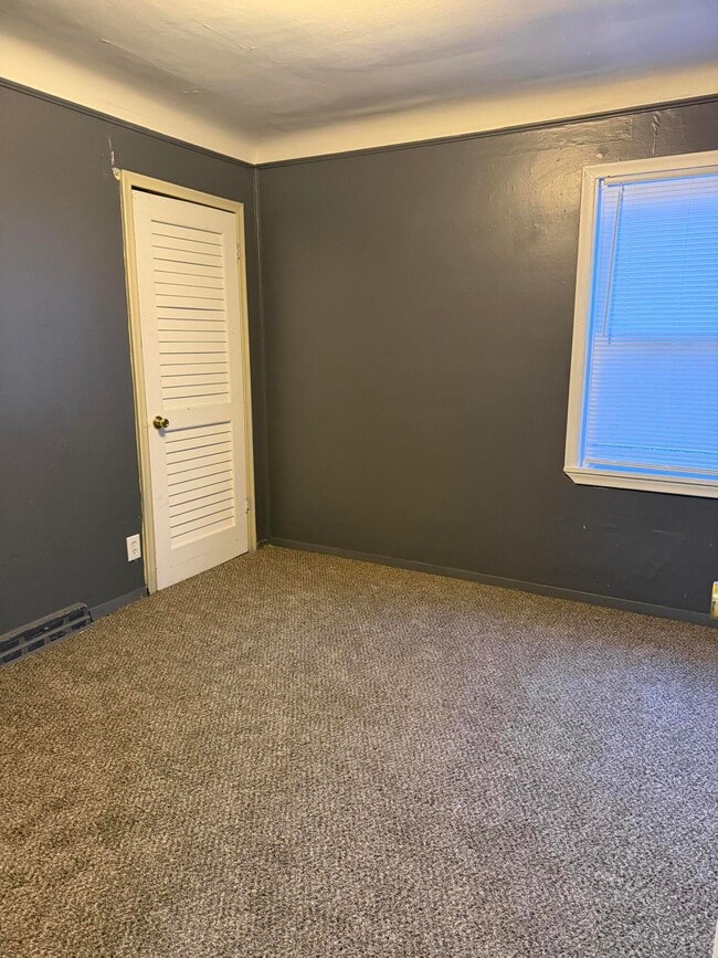 Building Photo - 19133 MacArthur