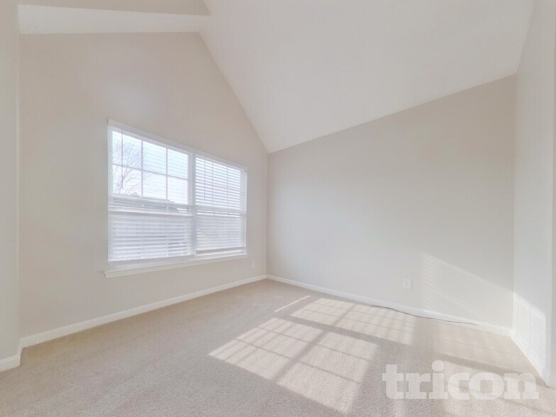 Building Photo - 5020 Serenity Point Ln