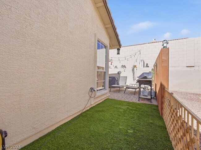 Building Photo - 4904 Winterset Dr