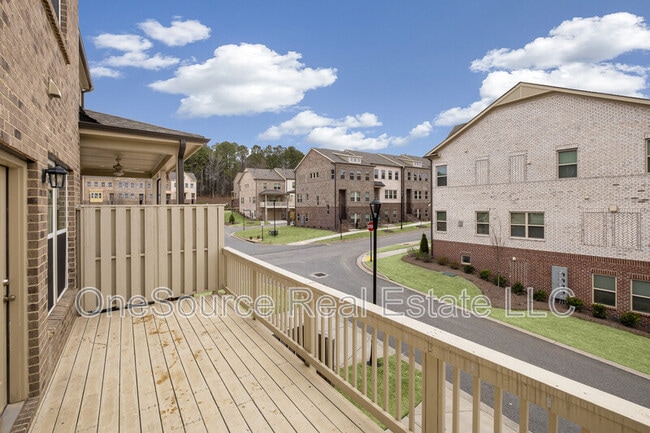 Building Photo - 108 Grand Approach Dr